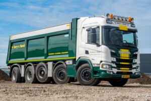 SCANIA_10x4_Wide-Spread_Kipper_v.HEERDT stuur r 2