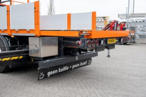 .DAF_8x2_Wide-Spread_PM-100SP_ENGELAGE uitschuivende laadvloer